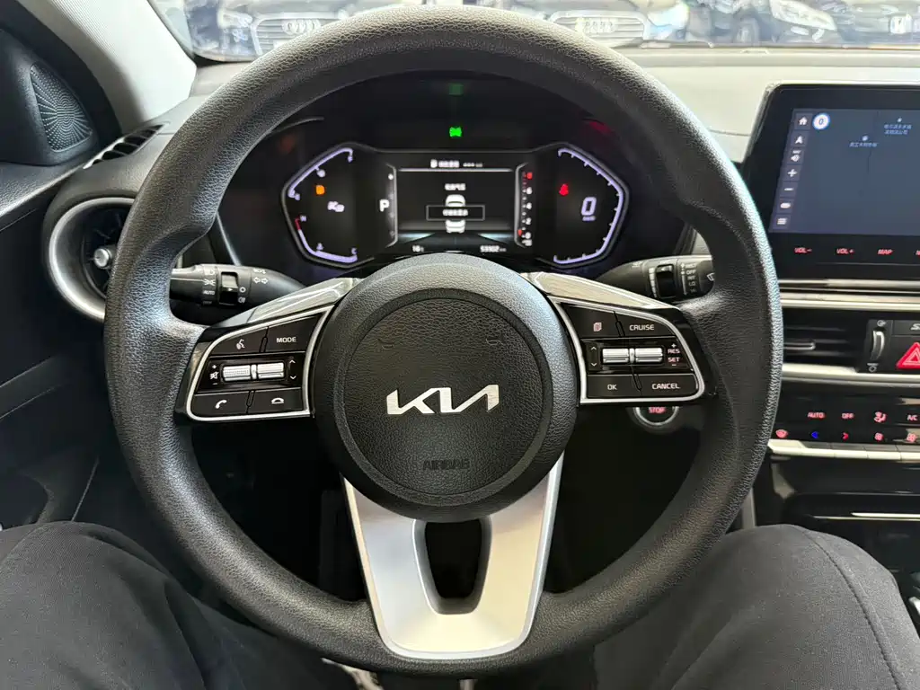 Kia K3 — миниатюра 14