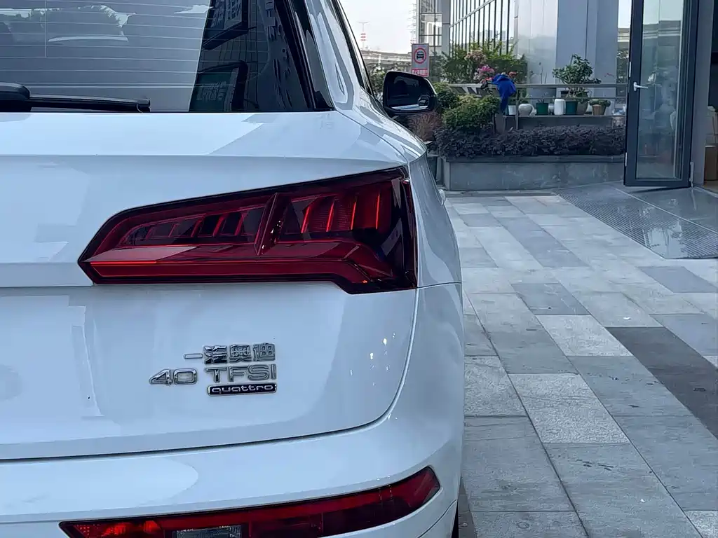 Audi Q5L — миниатюра 7