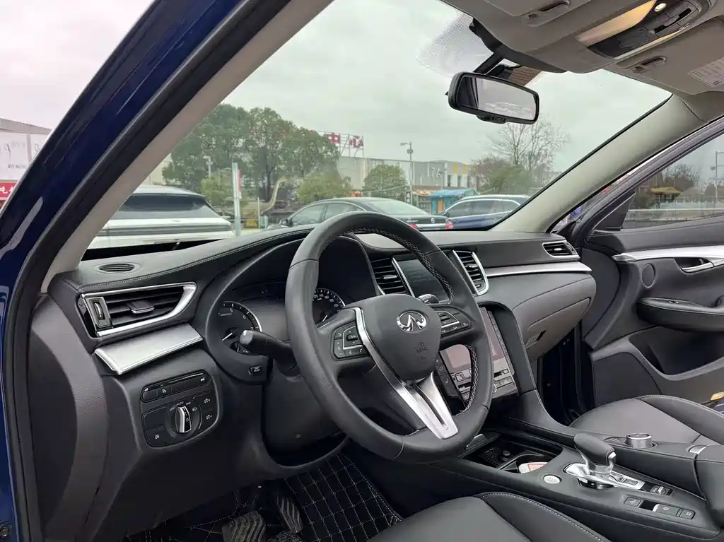 Infiniti QX50 2020 2.0T Fashion