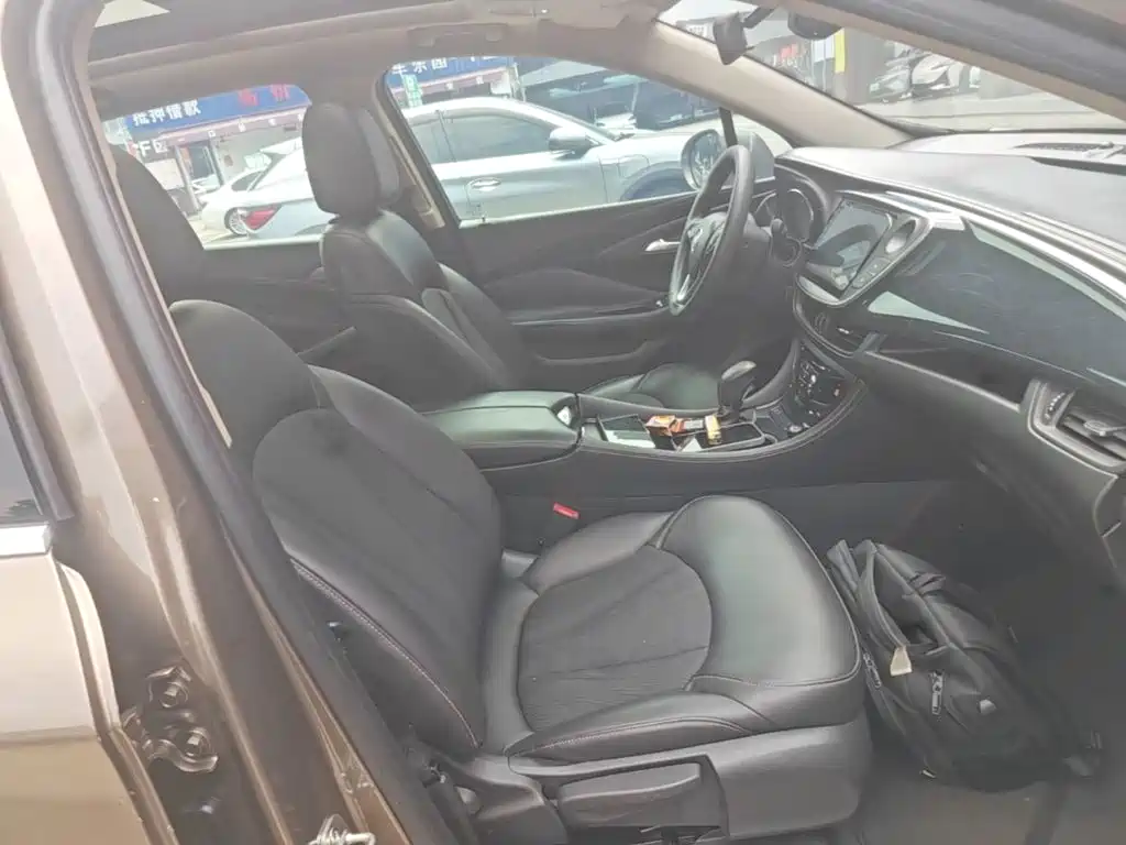 Buick Envision Plus — миниатюра 25