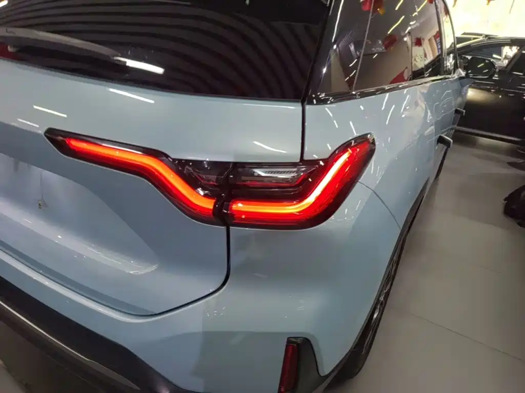 NIO ES6 — миниатюра 8