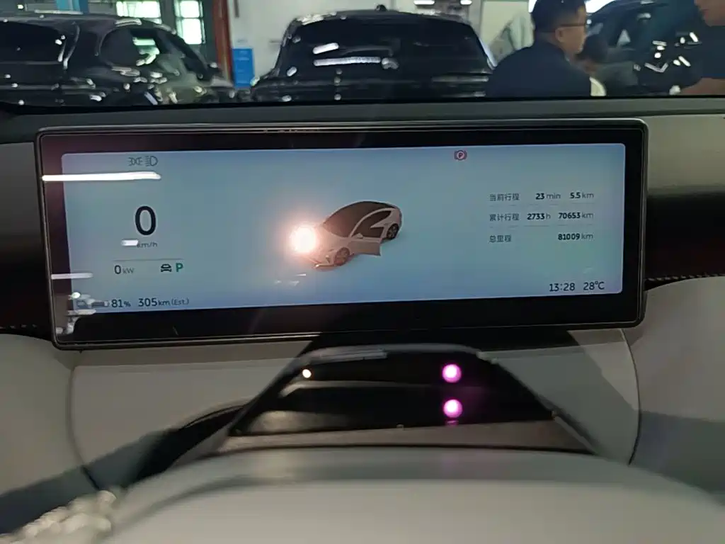 NIO ET5 — миниатюра 12