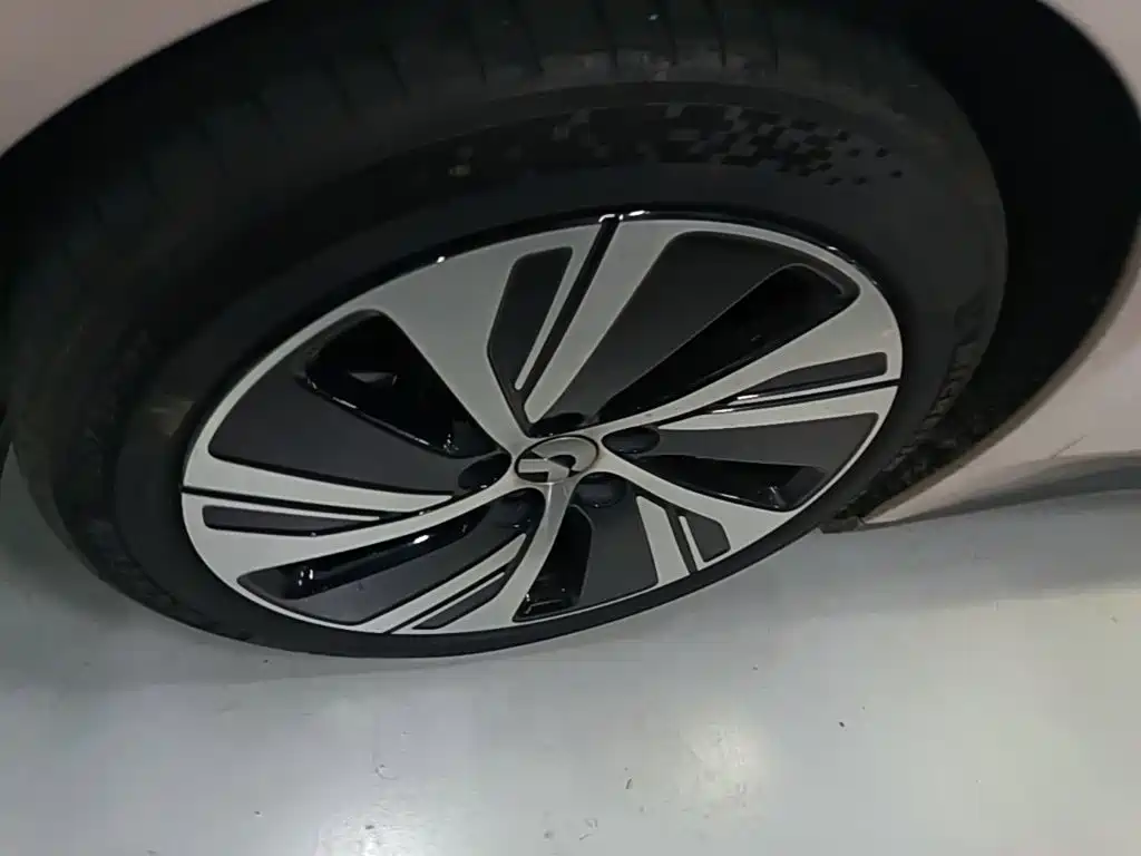 NIO ET5 — миниатюра 23