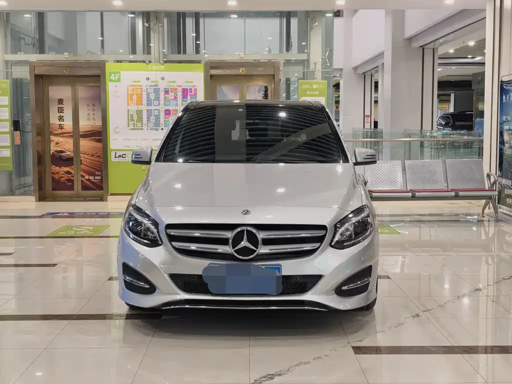 Mercedes-Benz B-Class — миниатюра 2