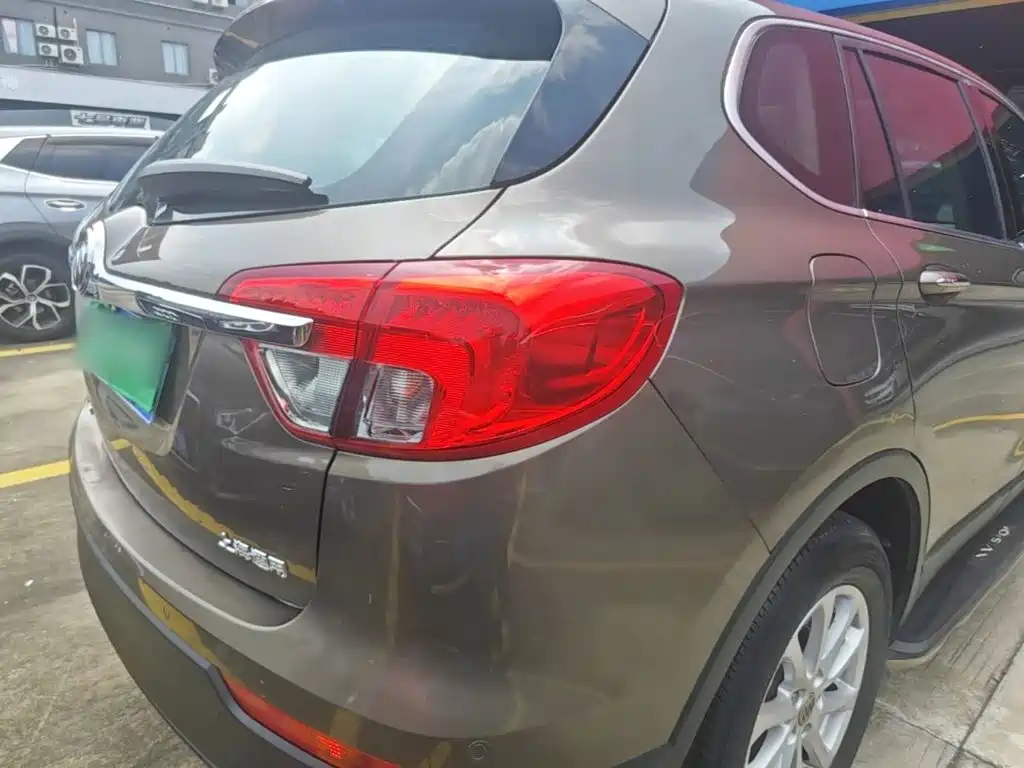 Buick Envision Plus — миниатюра 8