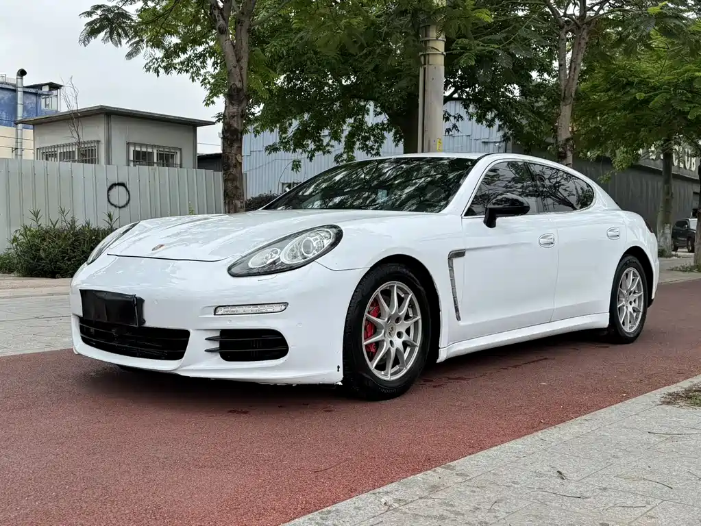 Porsche Panamera 2014