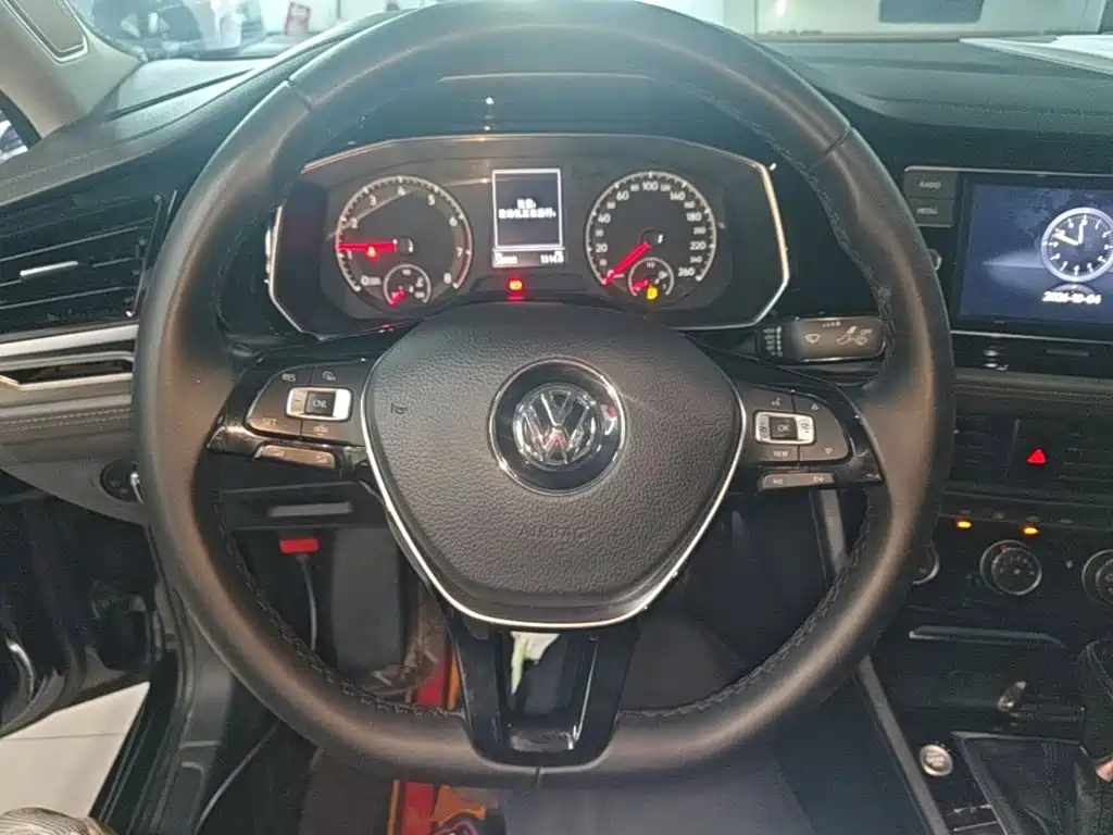 Volkswagen Sagitar — миниатюра 7