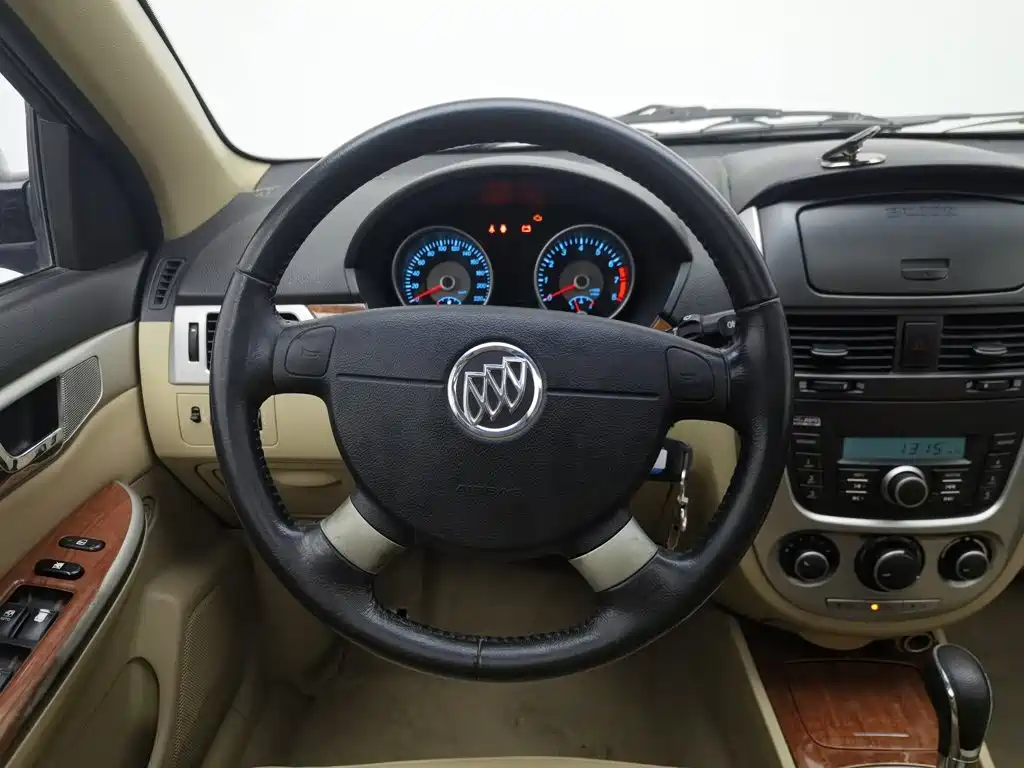 Buick Excelle — миниатюра 11