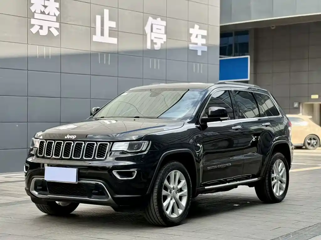 Jeep Grand Cherokee (Import) 2019