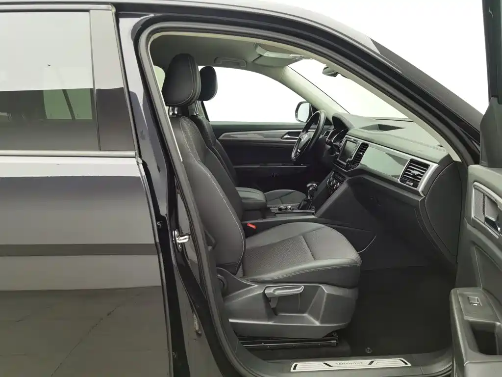 Volkswagen Teramont — миниатюра 23