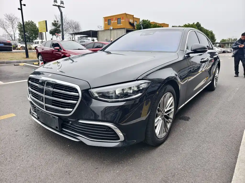 Mercedes-Benz S-Class 2022