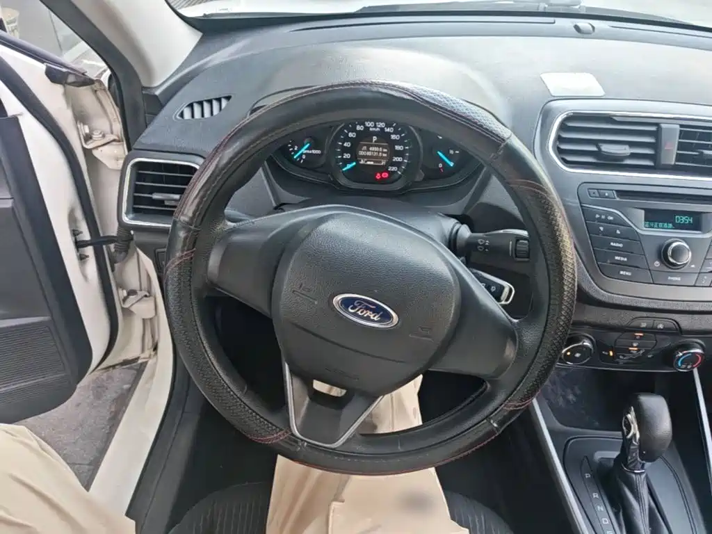 Ford Escort — миниатюра 11
