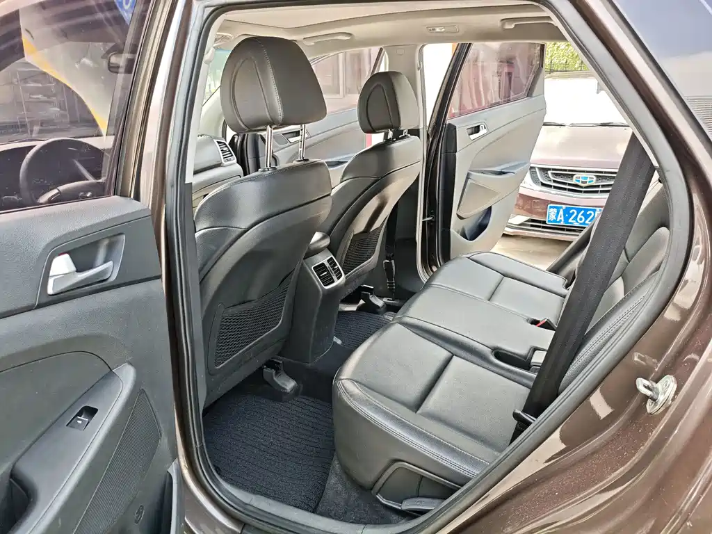 Hyundai Tucson — миниатюра 11