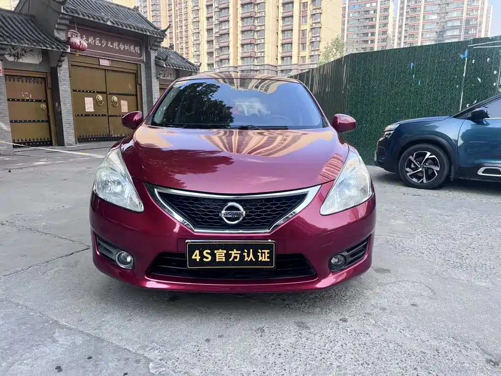Nissan Tiida — миниатюра 2