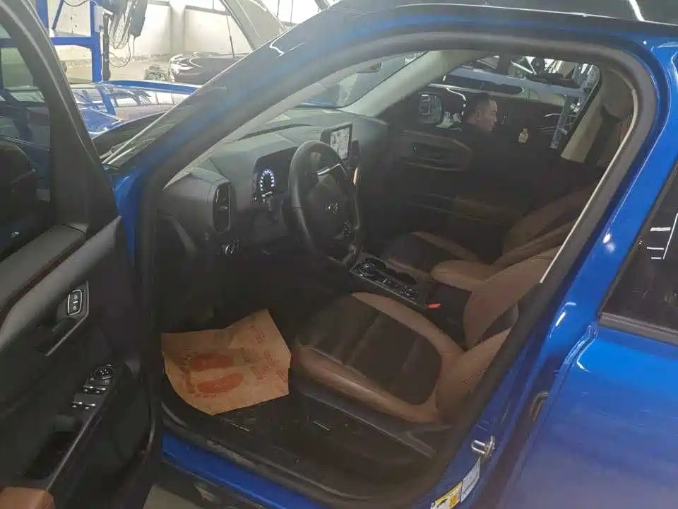 Ford Bronco 2021 2.0T