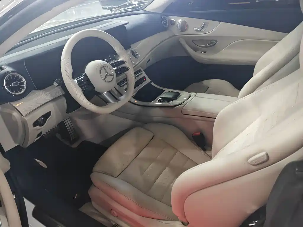 Mercedes-Benz E-Class (Import) — миниатюра 5