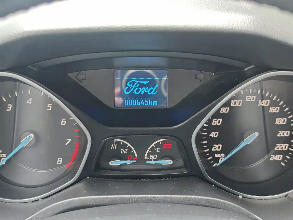 Ford Focus — миниатюра 14