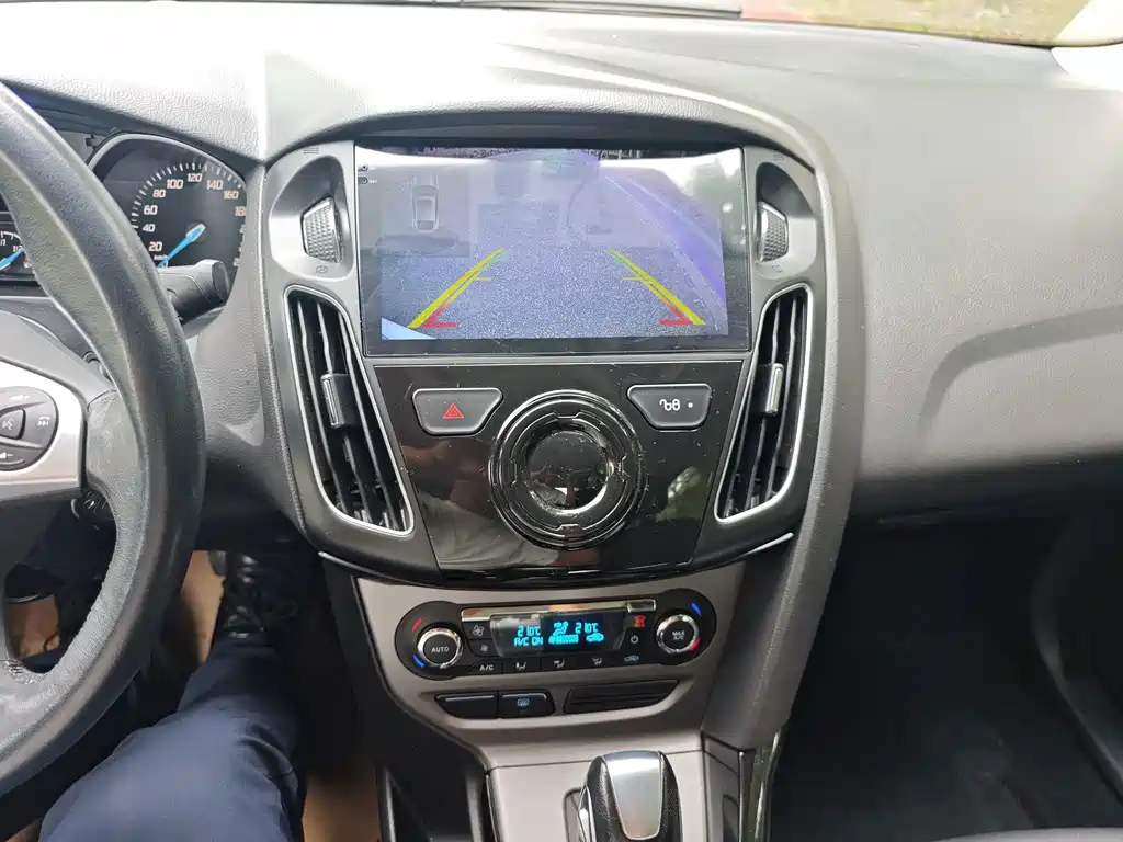 Ford Focus — миниатюра 16