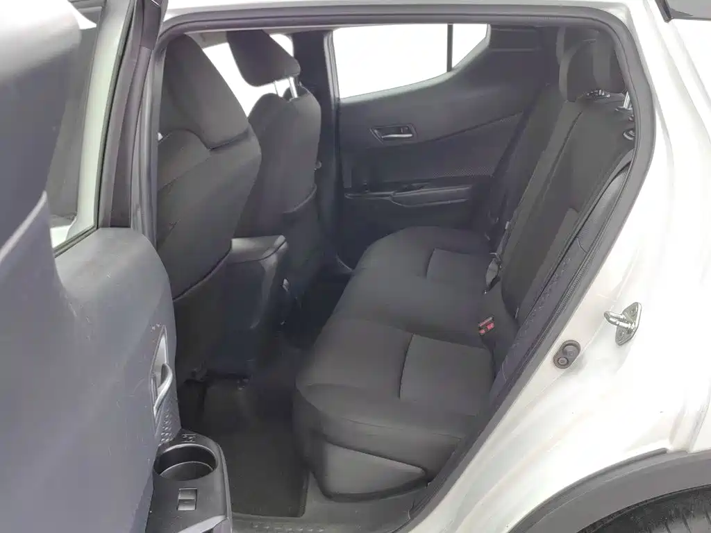 Toyota IZOA — миниатюра 15