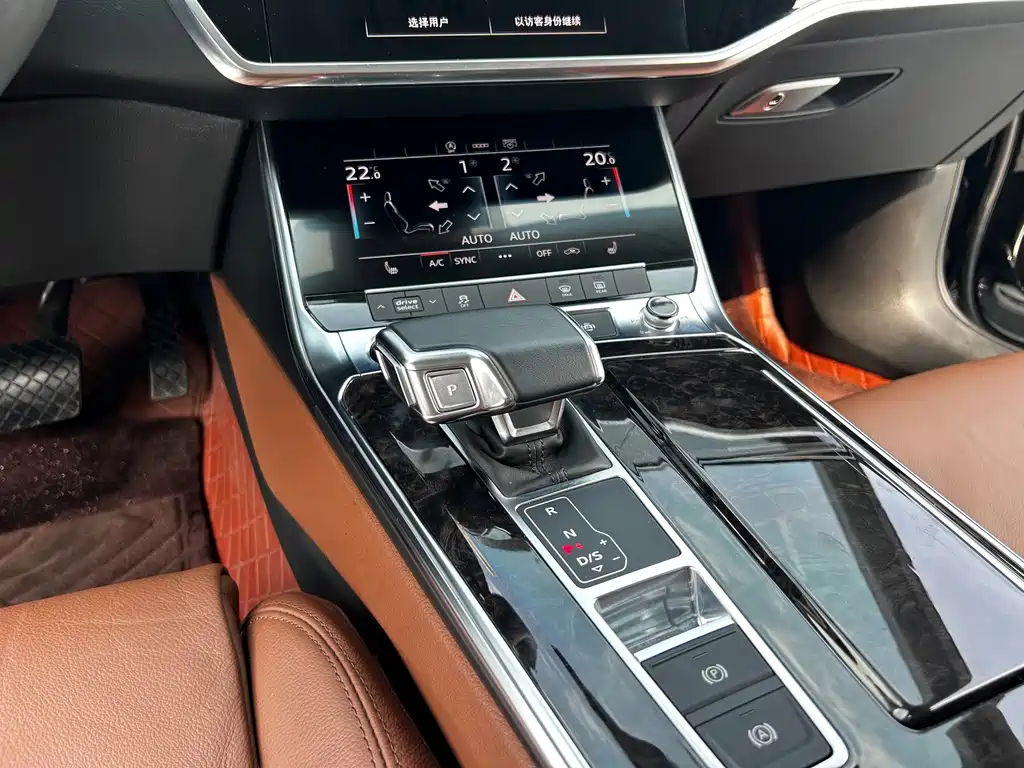 Audi A6L — миниатюра 12