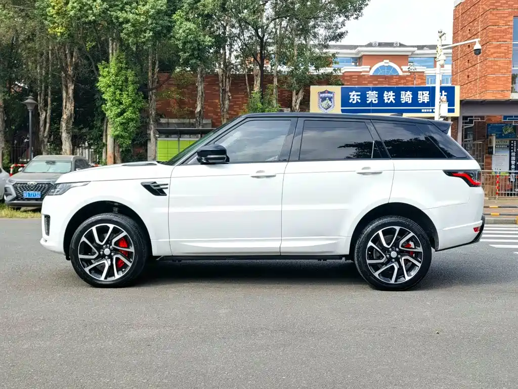 Land Rover Sport — миниатюра 4