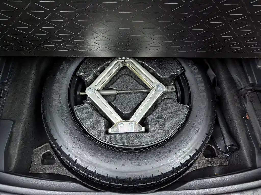Toyota RAV4 — миниатюра 18