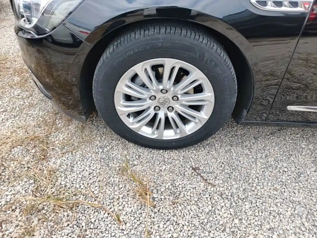 Buick LaCrosse — миниатюра 23