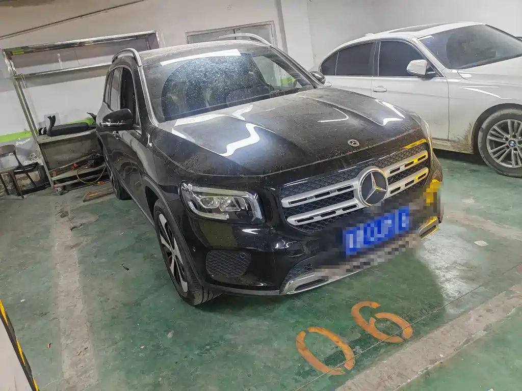 Mercedes-Benz GLB — миниатюра 3
