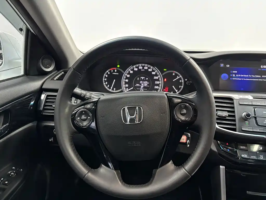Honda Accord — миниатюра 15