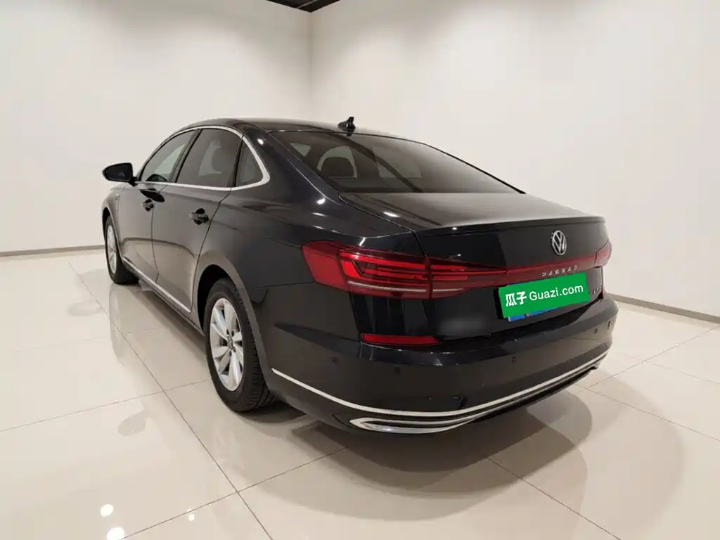 Volkswagen Passat — миниатюра 4