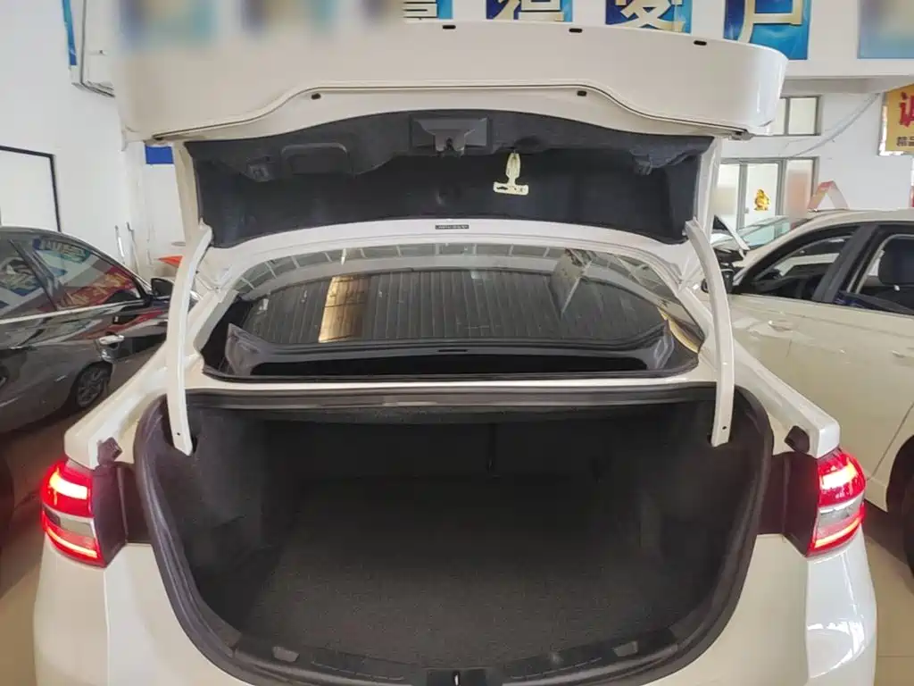 Ford Mondeo — миниатюра 19