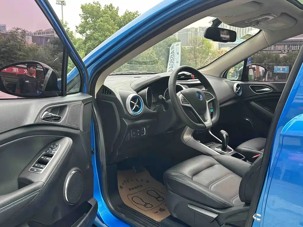 BYD Yuan EV — миниатюра 14