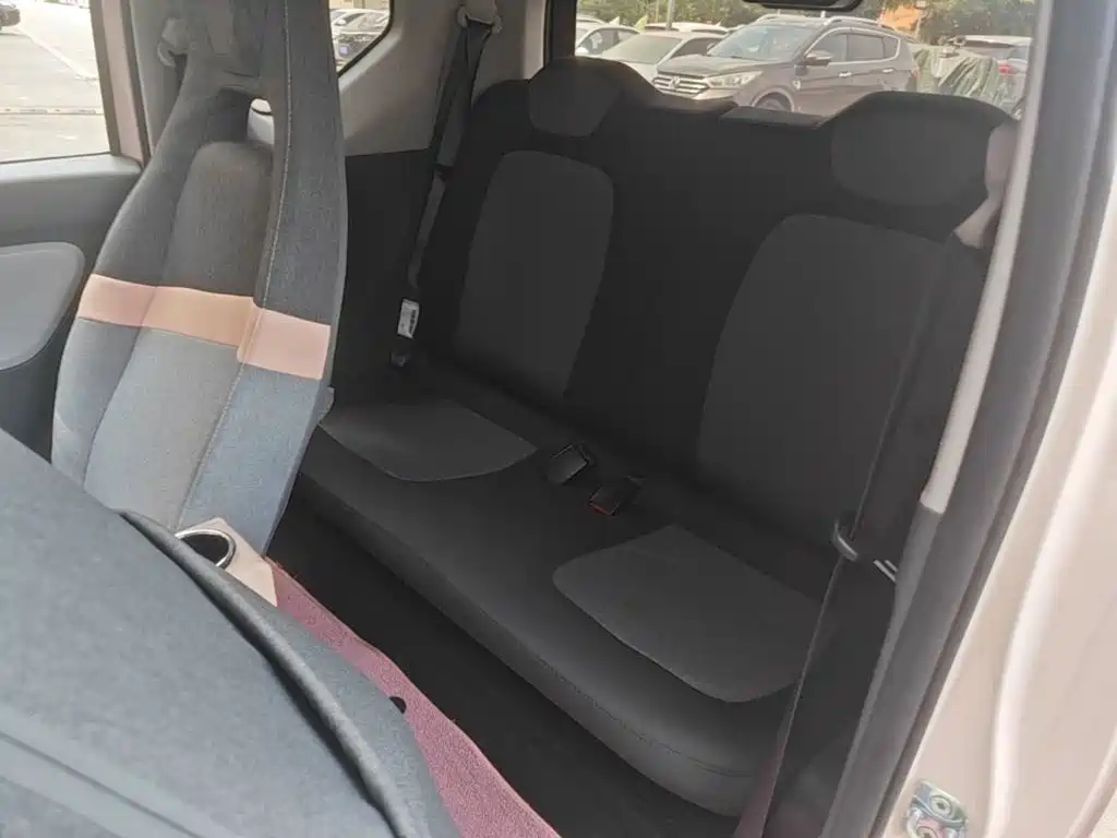 Wuling MINIEV — миниатюра 14