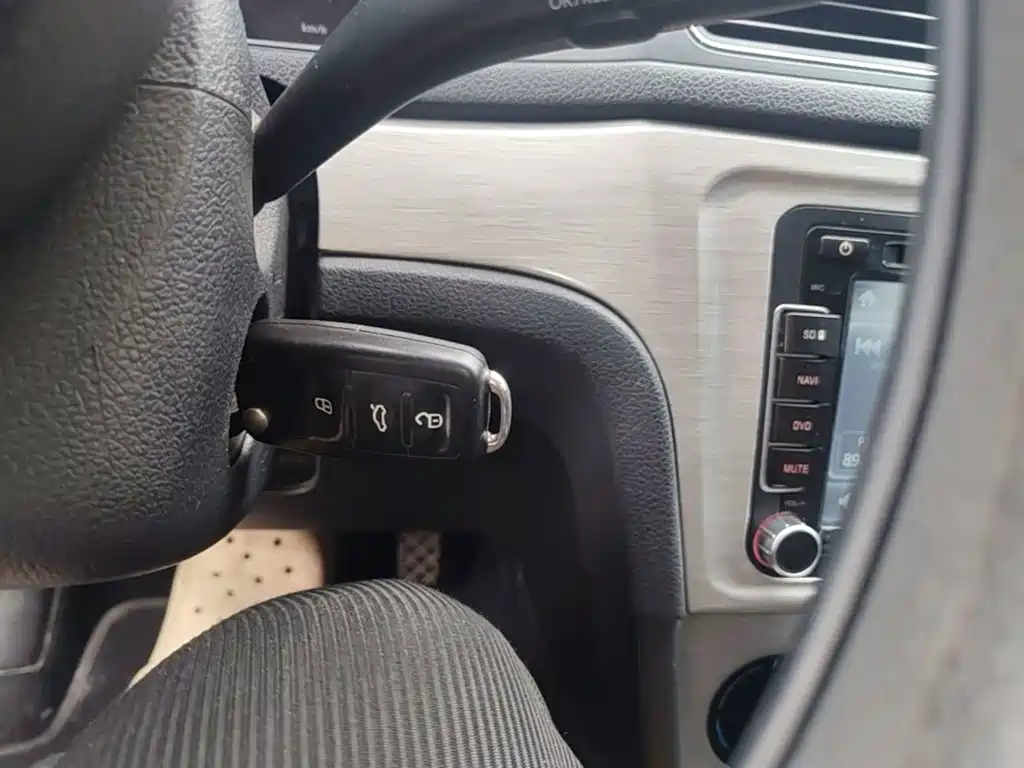 Volkswagen Lavida — миниатюра 13
