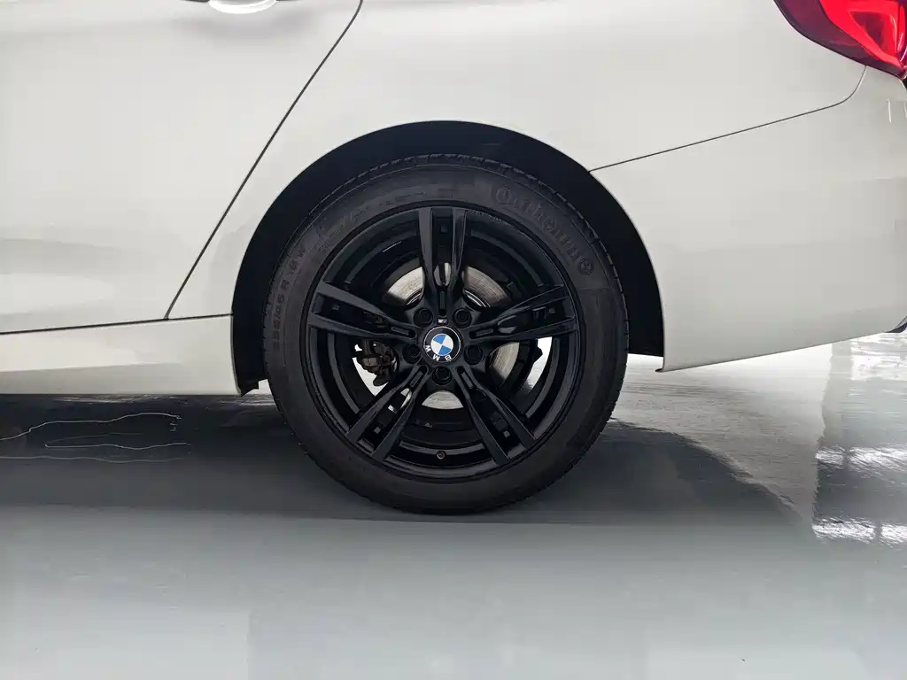 BMW 3 Series GT — миниатюра 6