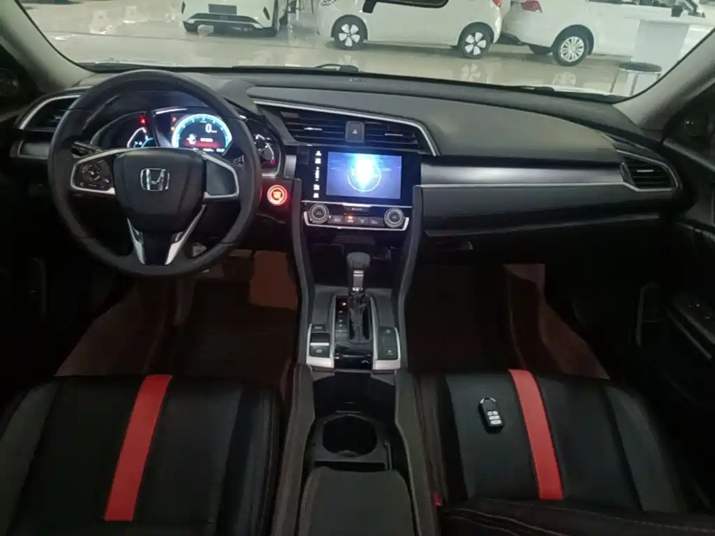 Honda Civic — миниатюра 10