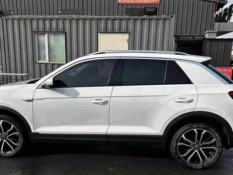 Volkswagen T-Roc — миниатюра 4