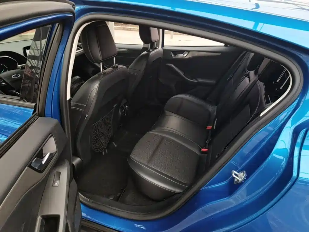 Ford Focus — миниатюра 17