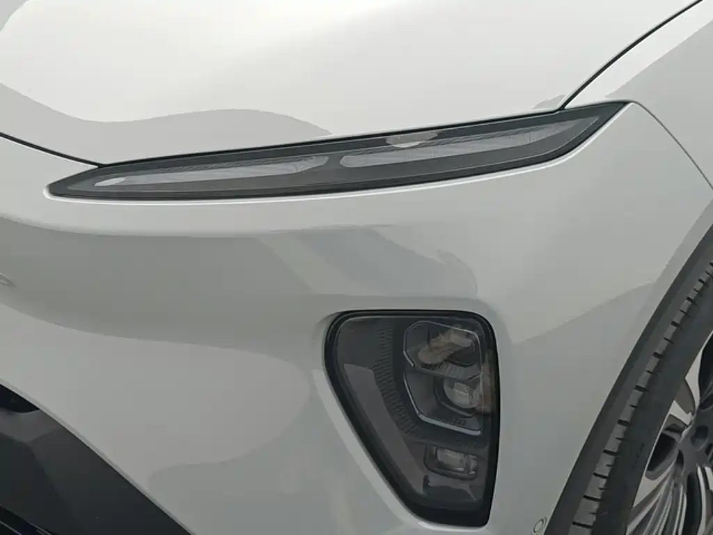 NIO ES8 — миниатюра 14