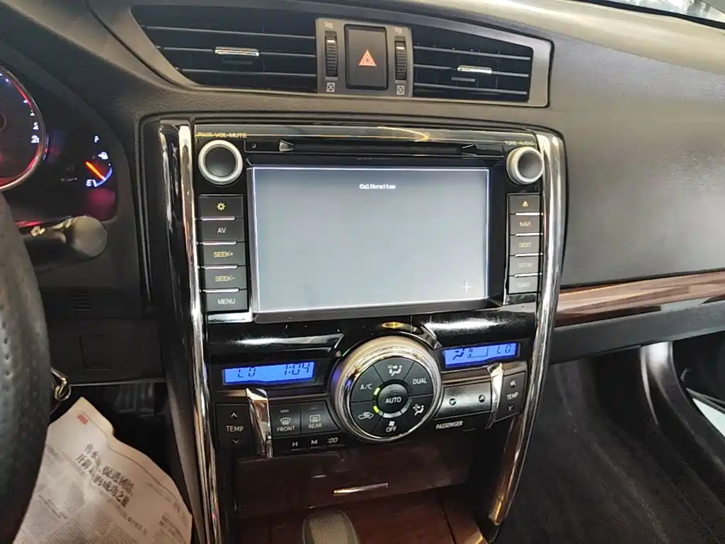 Toyota Reiz — миниатюра 13