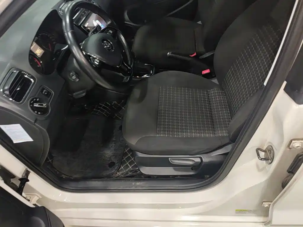 Volkswagen Polo — миниатюра 15
