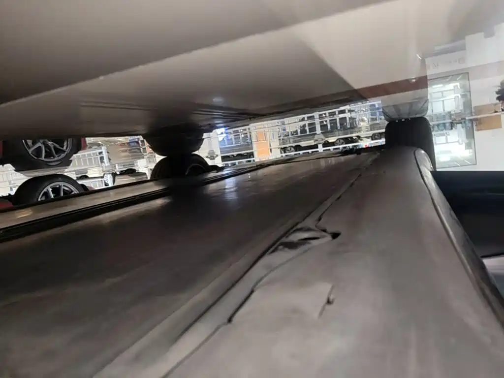 Tesla Model 3 — миниатюра 22