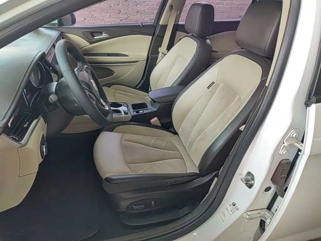 Buick Verano — миниатюра 15