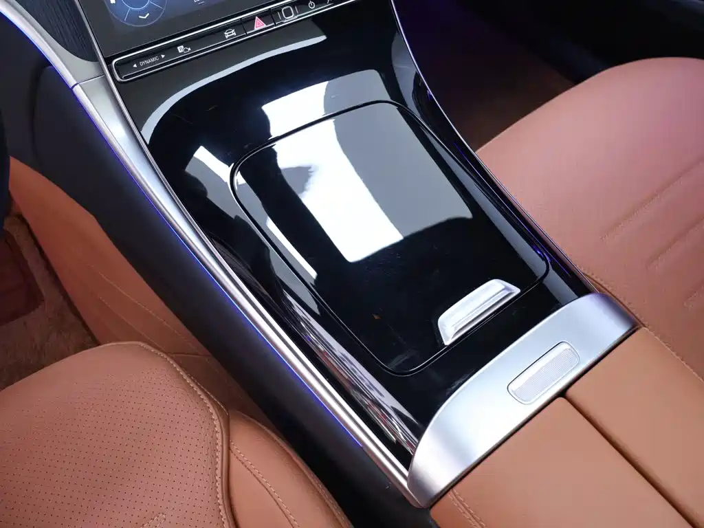 Mercedes-Benz GLC — миниатюра 12
