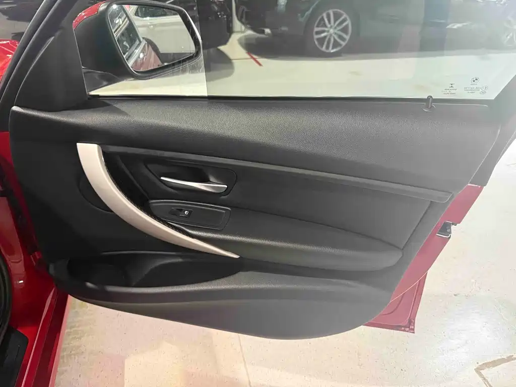 BMW 3 Series — миниатюра 20