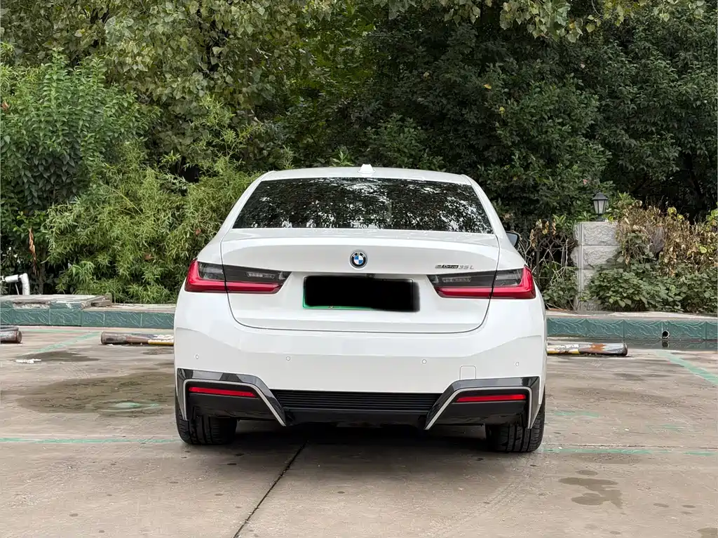 BMW i3 — миниатюра 16