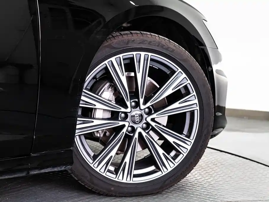 Audi A6L — миниатюра 6