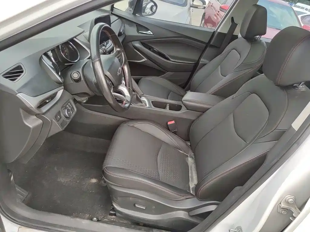 Chevrolet Volando — миниатюра 15