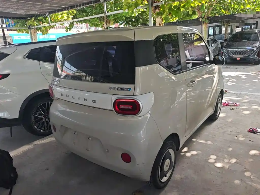 Wuling MINIEV — миниатюра 7