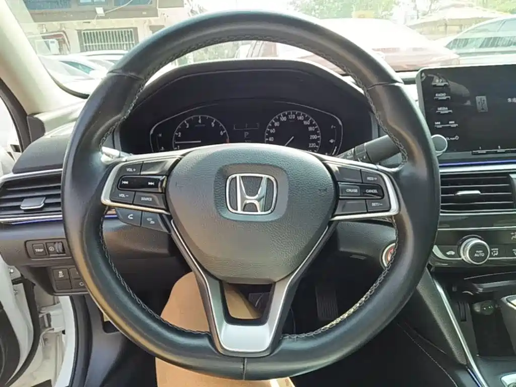 Honda Inspire — миниатюра 11